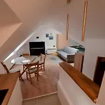 Apartman Uhuru