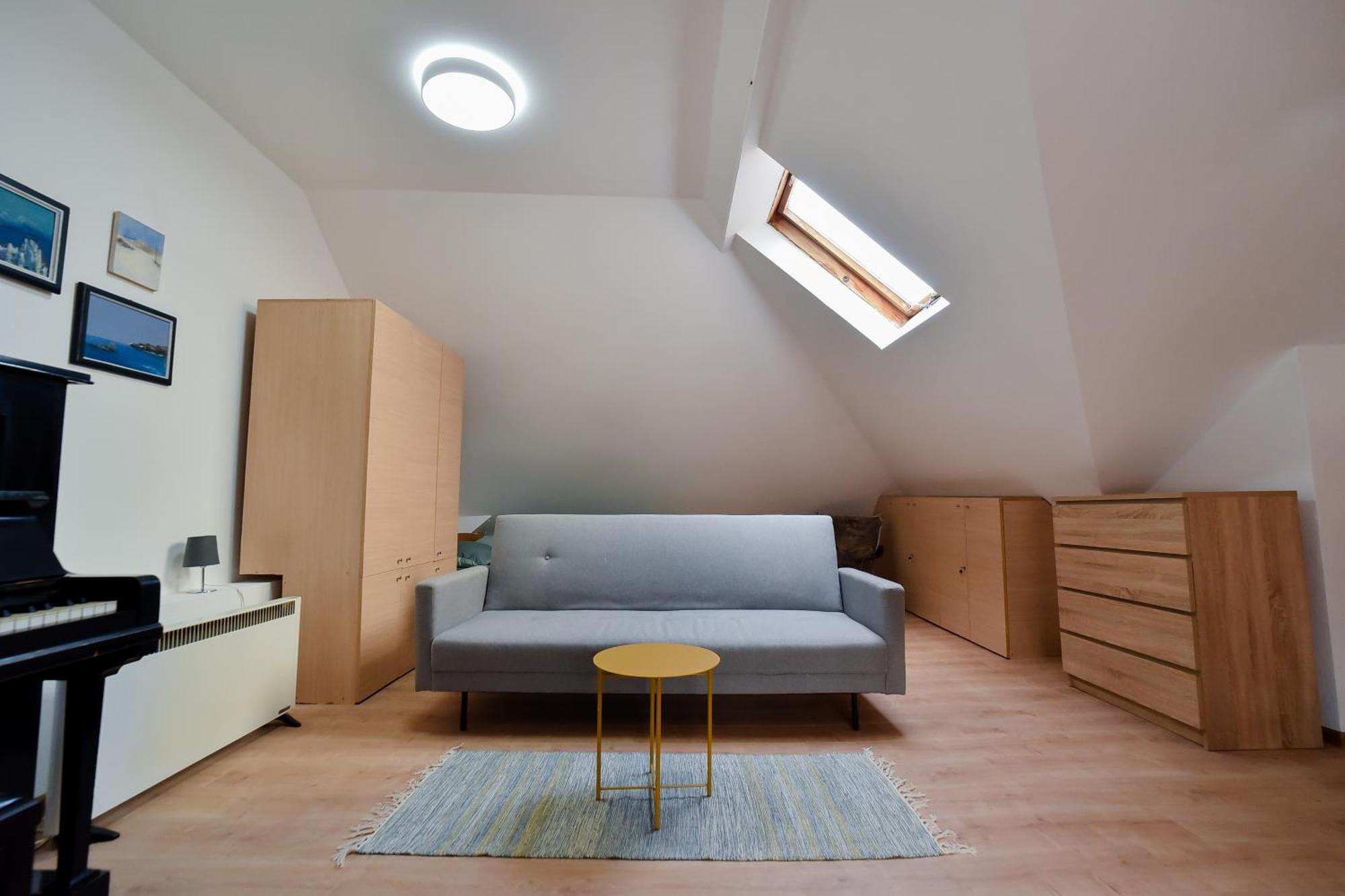 Apartment Uhuru